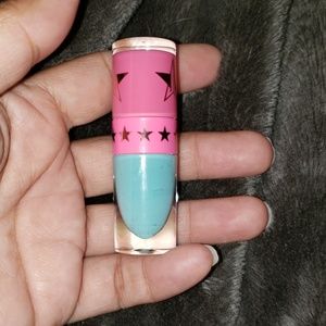 Jeffree Star mini Breakfast at Tiffany's